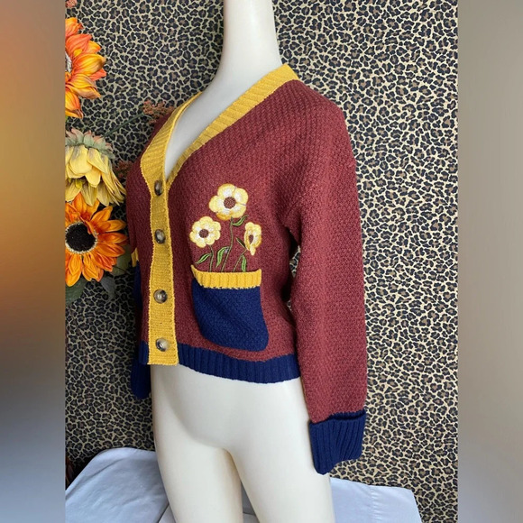 🦋B2G1🦋UNIQUE VINTAGE Flower Pocket 40's Cardigan Brown Navy NWT - Picture 5 of 10